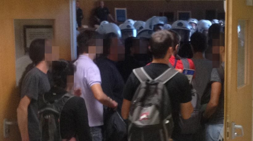 «Όχι» από το δικαστήριο στην αποφυλάκιση της Ηριάννας – Γυαλιά καρφιά τα έκαναν οι αλληλέγγυοι (βίντεο)